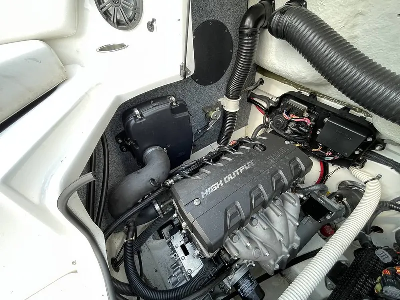 Slide: The Image of Yamaha AR240 HO 2014 - 15625362