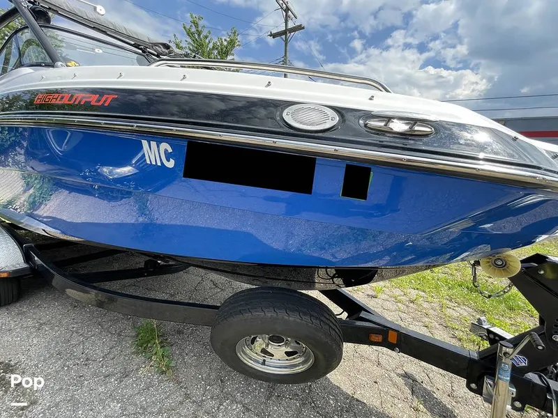 Slide: The Image of Yamaha AR240 HO 2014 - 15625379