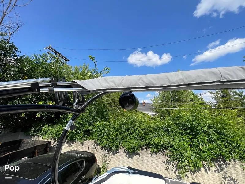 Slide: The Image of Yamaha AR240 HO 2014 - 15625350