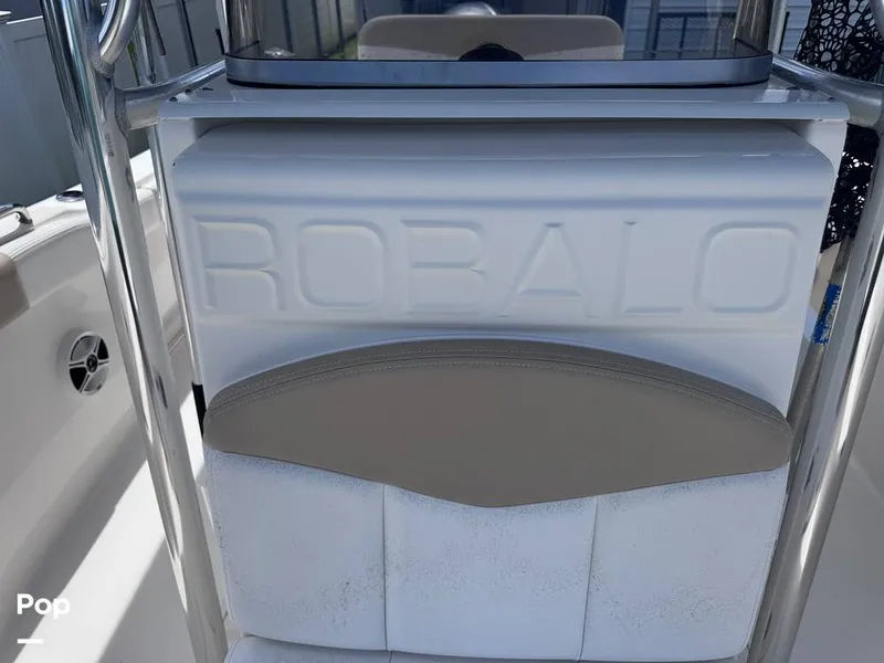 Slide: The Image of Robalo R222 2016 - 15604193