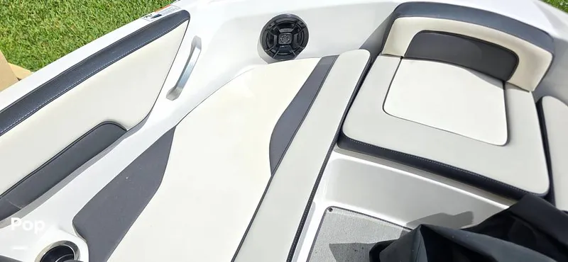 Slide: The Image of Yamaha AR195 2021 - 15643728