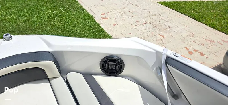 Slide: The Image of Yamaha AR195 2021 - 15643730