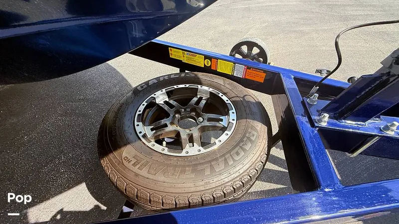 Slide: The Image of Spare Tire Kit - 15700708