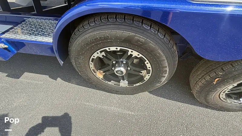 Slide: The Image of Wheel/tire Detail - 15700715