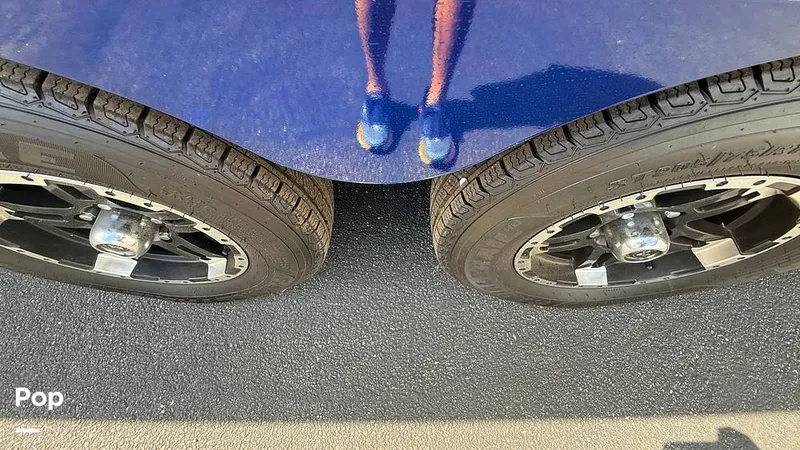 Slide: The Image of Wheel/tire Detail - 15700721