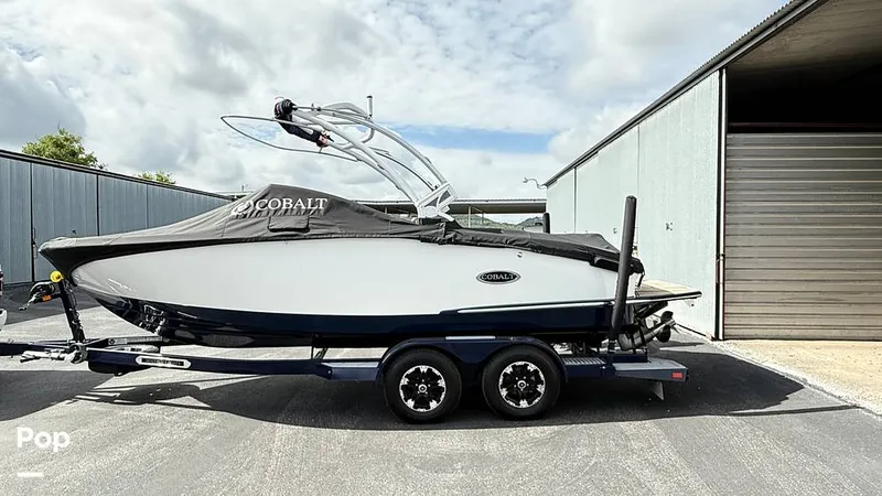 Slide: The Image of Cobalt CS22 2018 - 15700750