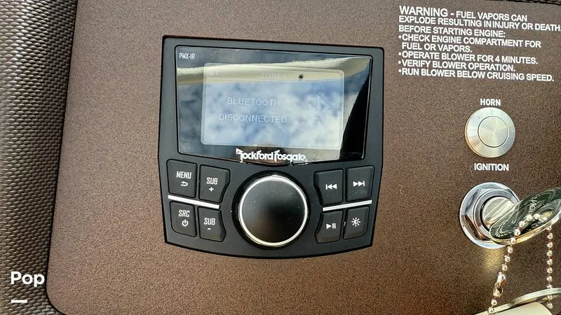 Slide: The Image of Stereo Head - 15700597