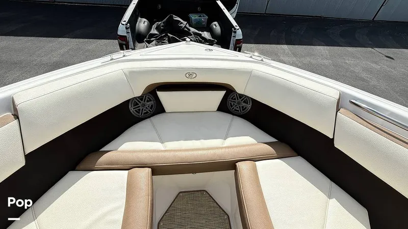 Slide: The Image of Bow Seating - 15700607