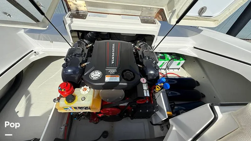 Slide: The Image of Volva Penta - 15700648