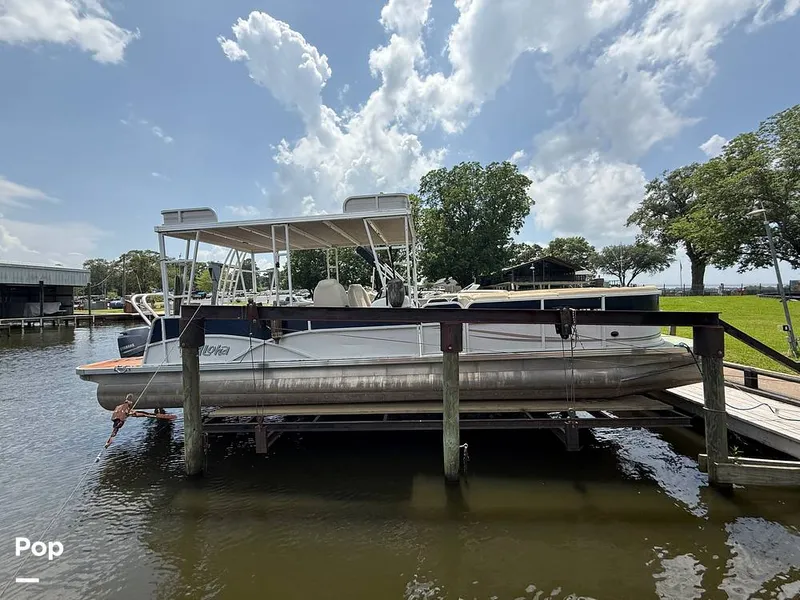 The Image of Aloha 300 Tropical Sundeck 2015 - 15579106