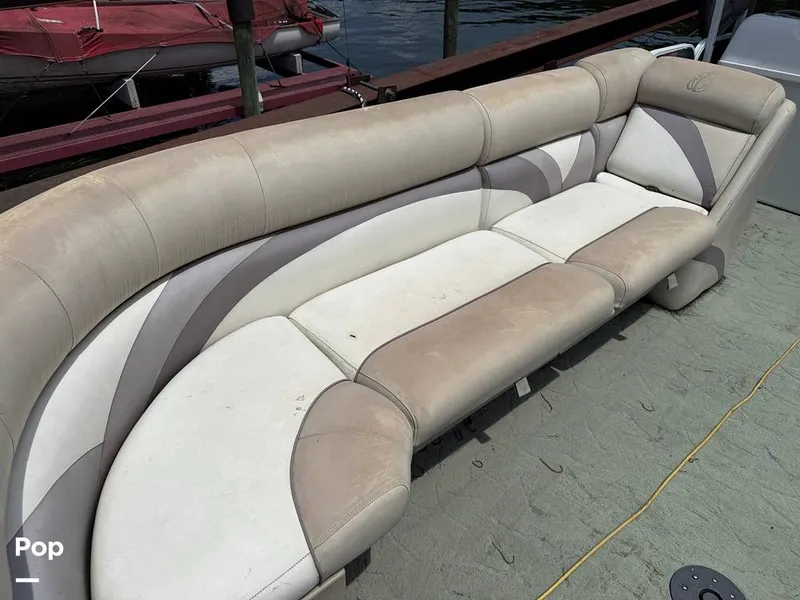 Slide: The Image of Aloha 300 Tropical Sundeck 2015 - 15579121