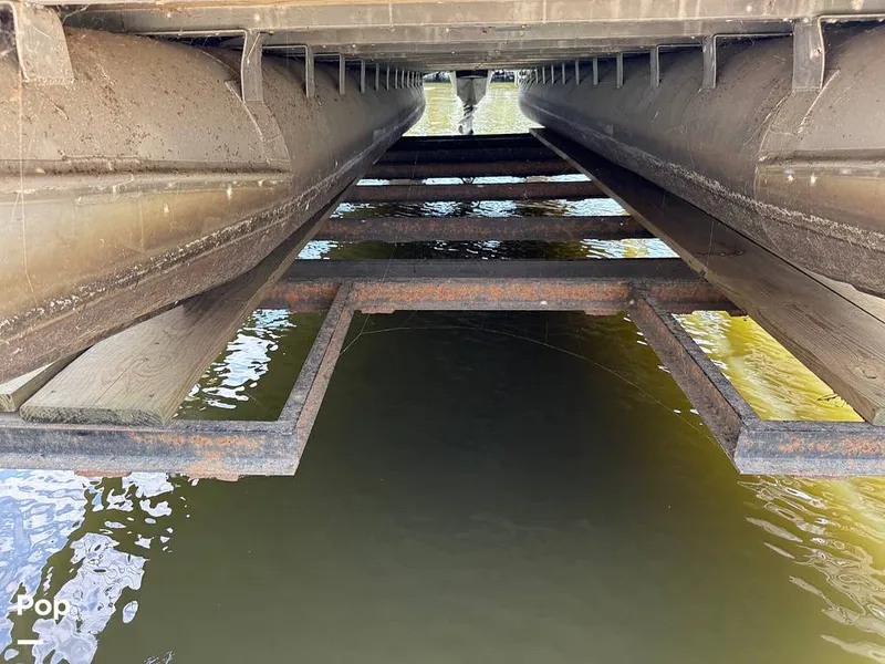 Slide: The Image of Aloha 300 Tropical Sundeck 2015 - 15579110