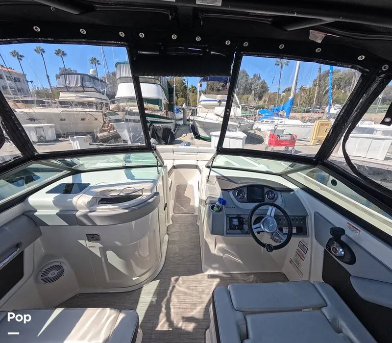 Slide: The Image of Sea Ray 270 SDX 2016 - 15909692