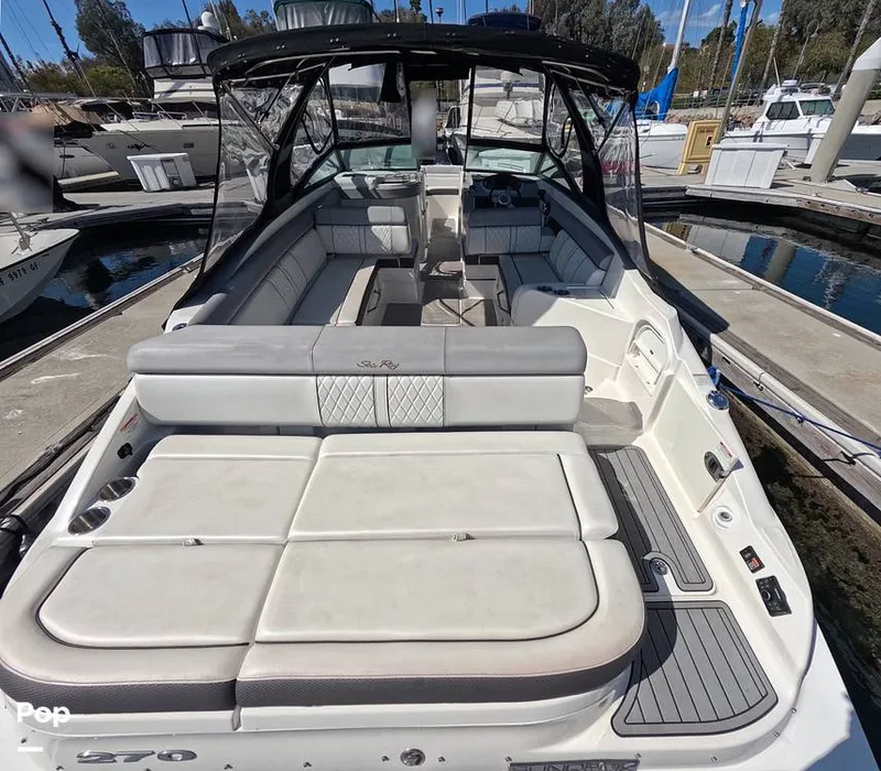 Slide: The Image of Sea Ray 270 SDX 2016 - 15909699