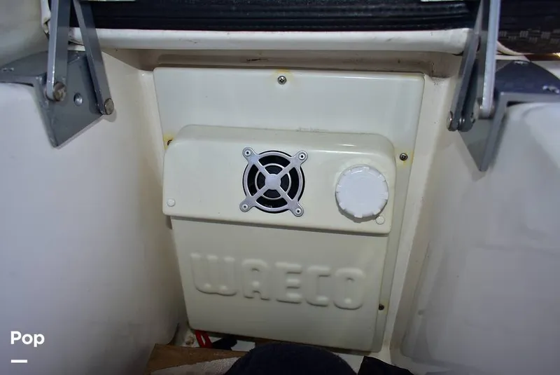 Slide: The Image of Sea Ray 270 SDX 2016 - 15909746