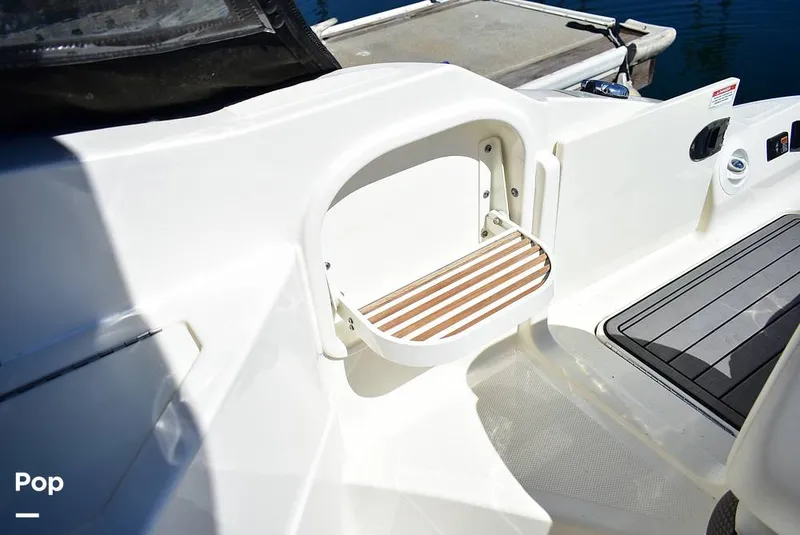 Slide: The Image of Sea Ray 270 SDX 2016 - 15909749