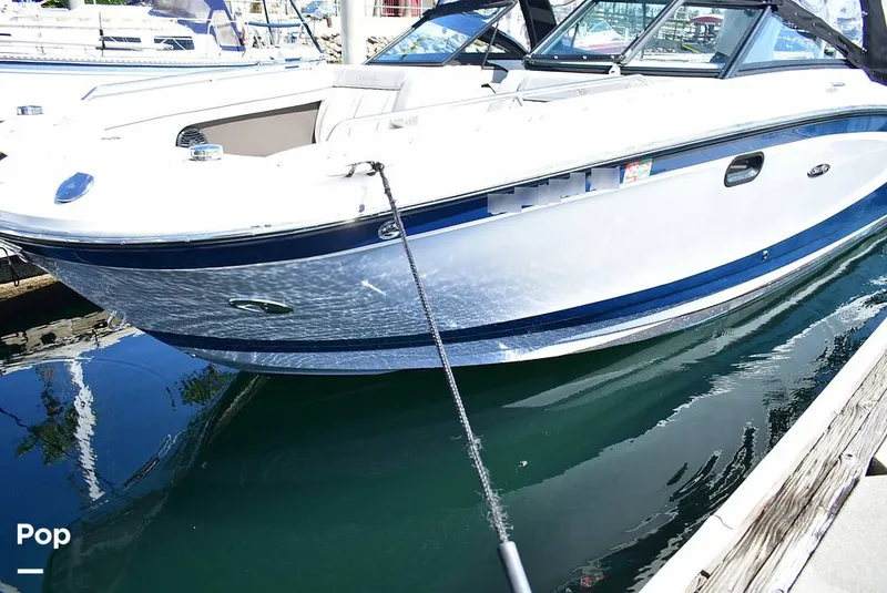 Slide: The Image of Sea Ray 270 SDX 2016 - 15909767