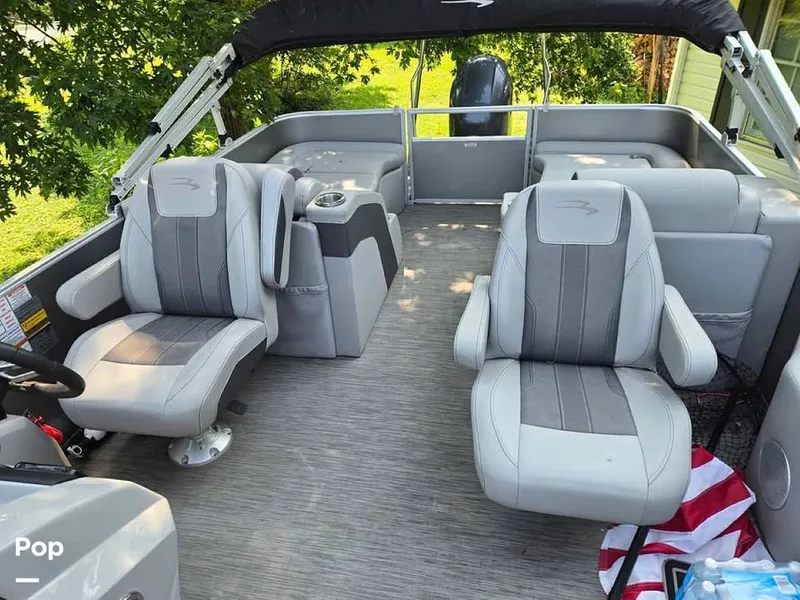 Slide: The Image of Bennington SX 22 2022 - 15560068