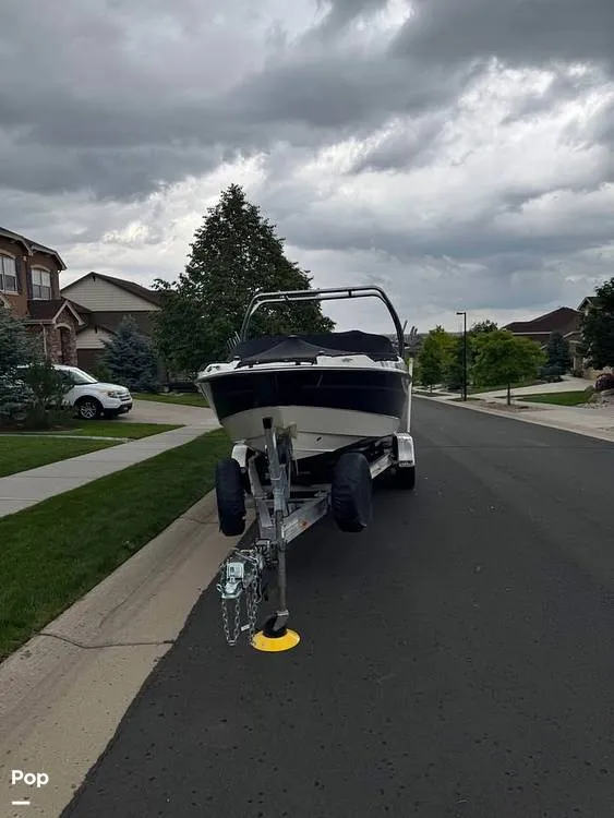 The Image of Bayliner 235BR 2010 - 15810796