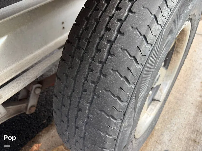 Slide: The Image of Bayliner 235BR 2010 - 15957230