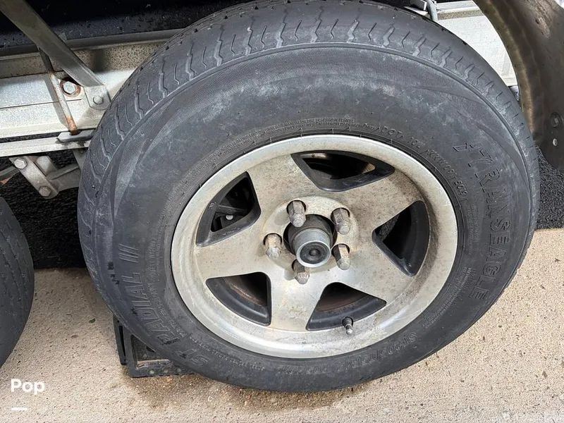 Slide: The Image of Bayliner 235BR 2010 - 15957231