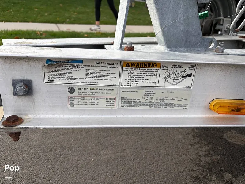 Slide: The Image of Bayliner 235BR 2010 - 15957238