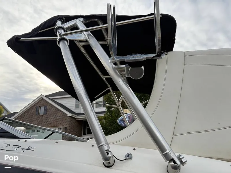 Slide: The Image of Bayliner 235BR 2010 - 15957242