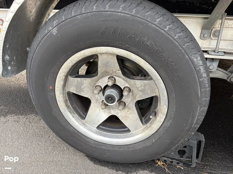 Slide: The Image of Bayliner 235BR 2010 - 15957244