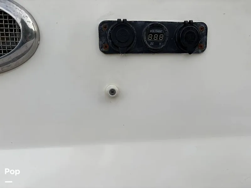 Slide: The Image of Bayliner 235BR 2010 - 15957247