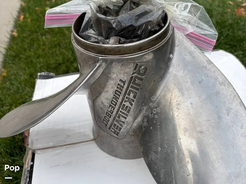 Slide: The Image of Bayliner 235BR 2010 - 15957252