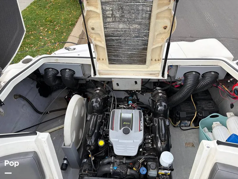 Slide: The Image of Bayliner 235BR 2010 - 15957259