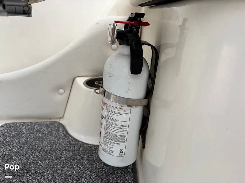 Slide: The Image of Bayliner 235BR 2010 - 15957270