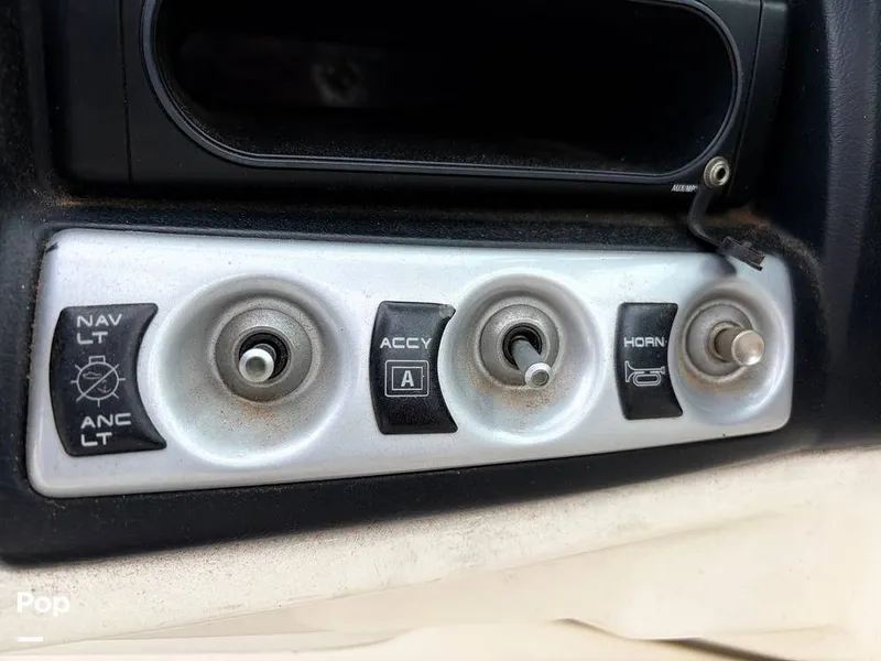 Slide: The Image of Bayliner 235BR 2010 - 15957275