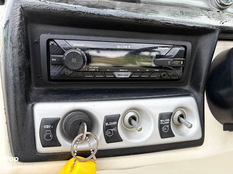 Slide: The Image of Bayliner 235BR 2010 - 15957276