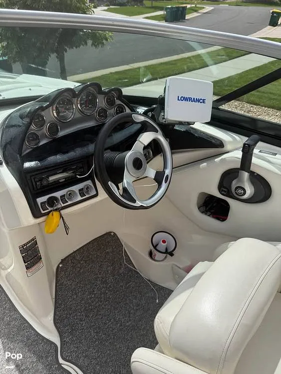 Slide: The Image of Bayliner 235BR 2010 - 15810804