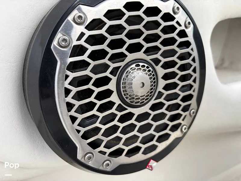 Slide: The Image of Bayliner 235BR 2010 - 15957302