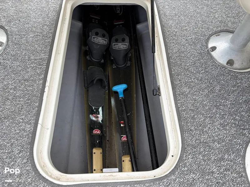 Slide: The Image of Bayliner 235BR 2010 - 15957304