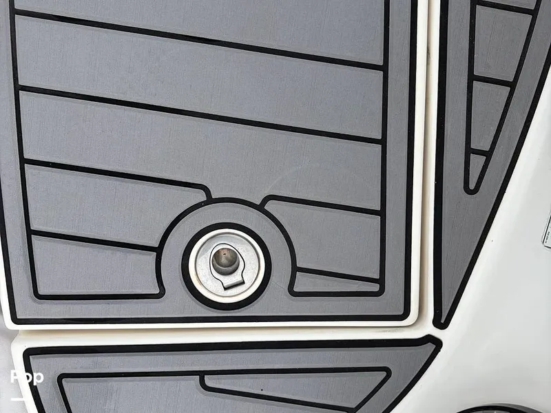 Slide: The Image of Bayliner 235BR 2010 - 15957306