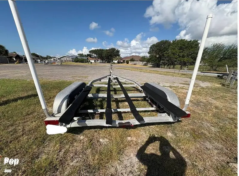 Slide: The Image of Pathfinder 2200 2004 - 15808098