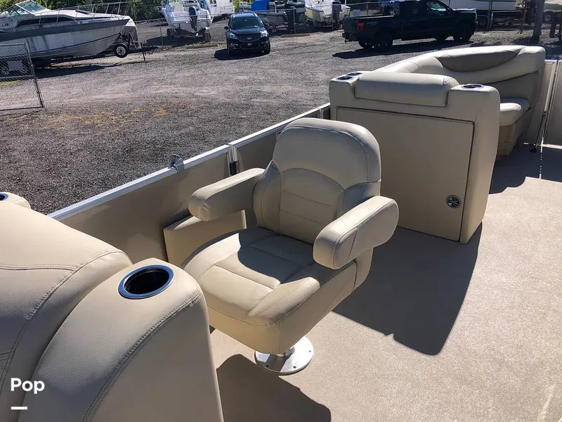 Slide: The Image of Sylvan Mirage 8522 LE 2019 - 16019864