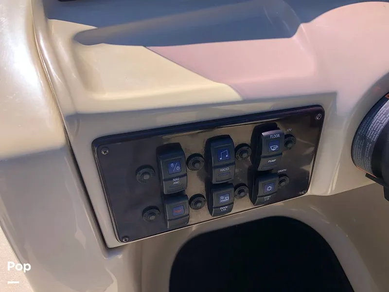 Slide: The Image of Sylvan Mirage 8522 LE 2019 - 16019866