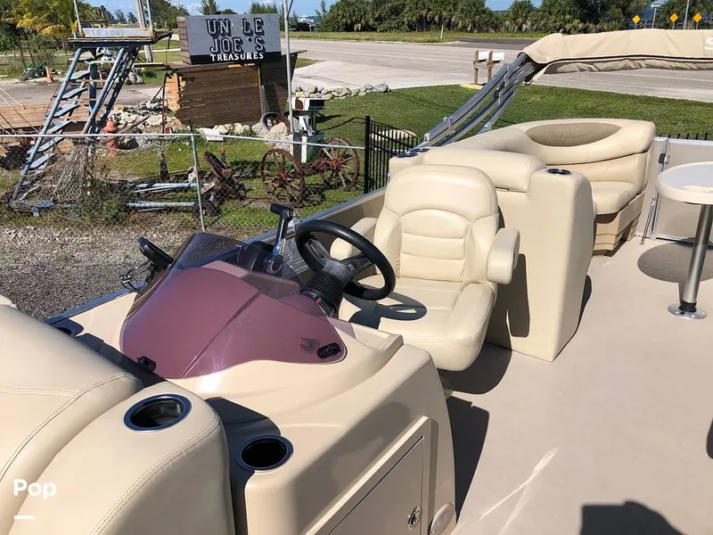 Slide: The Image of Sylvan Mirage 8522 LE 2019 - 16019765