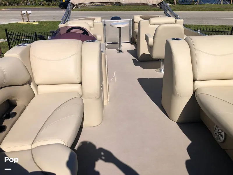 Slide: The Image of Sylvan Mirage 8522 LE 2019 - 16019758