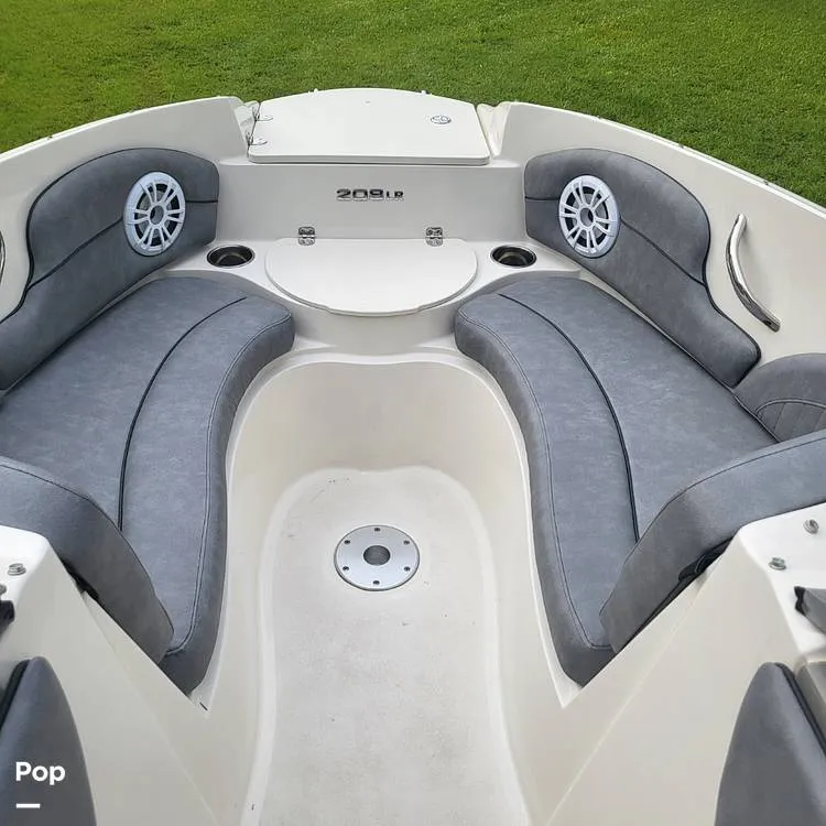 Slide: The Image of Stingray 208 LR 2020 - 15567853