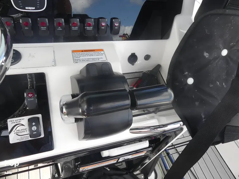 Slide: The Image of Yamaha 252 FSH Sport E 2023 - 15594163