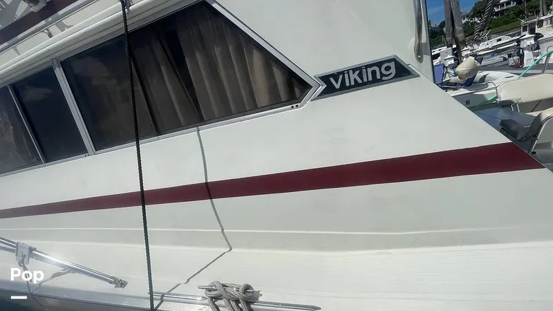 Slide: The Image of Viking 35 Convertible 1979 - 15916962