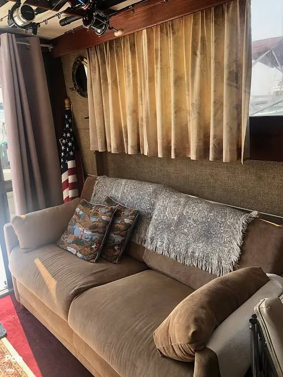 Slide: The Image of Viking 35 Convertible 1979 - 15640625