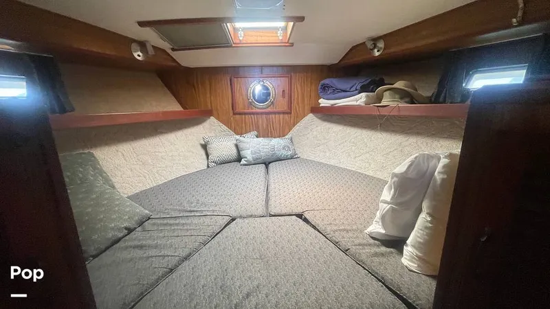 Slide: The Image of Viking 35 Convertible 1979 - 15682243