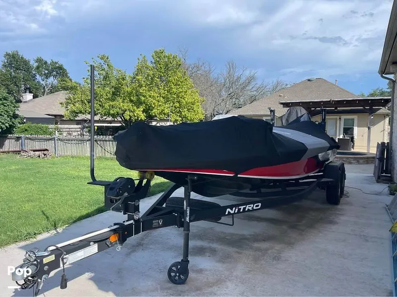 Slide: The Image of Cover - Full Boat - 15609296