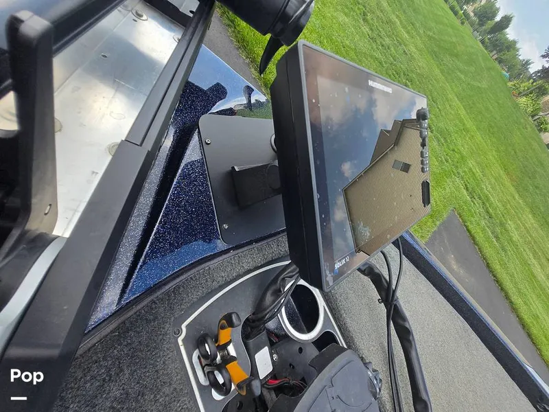 Slide: The Image of Skeeter FX20 2015 - 15605820